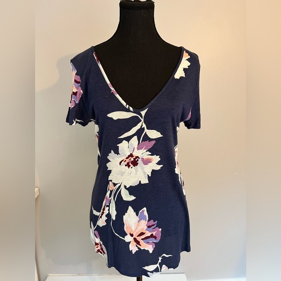 Floral T Shirt Dynamite size S - Picture 1 of 4